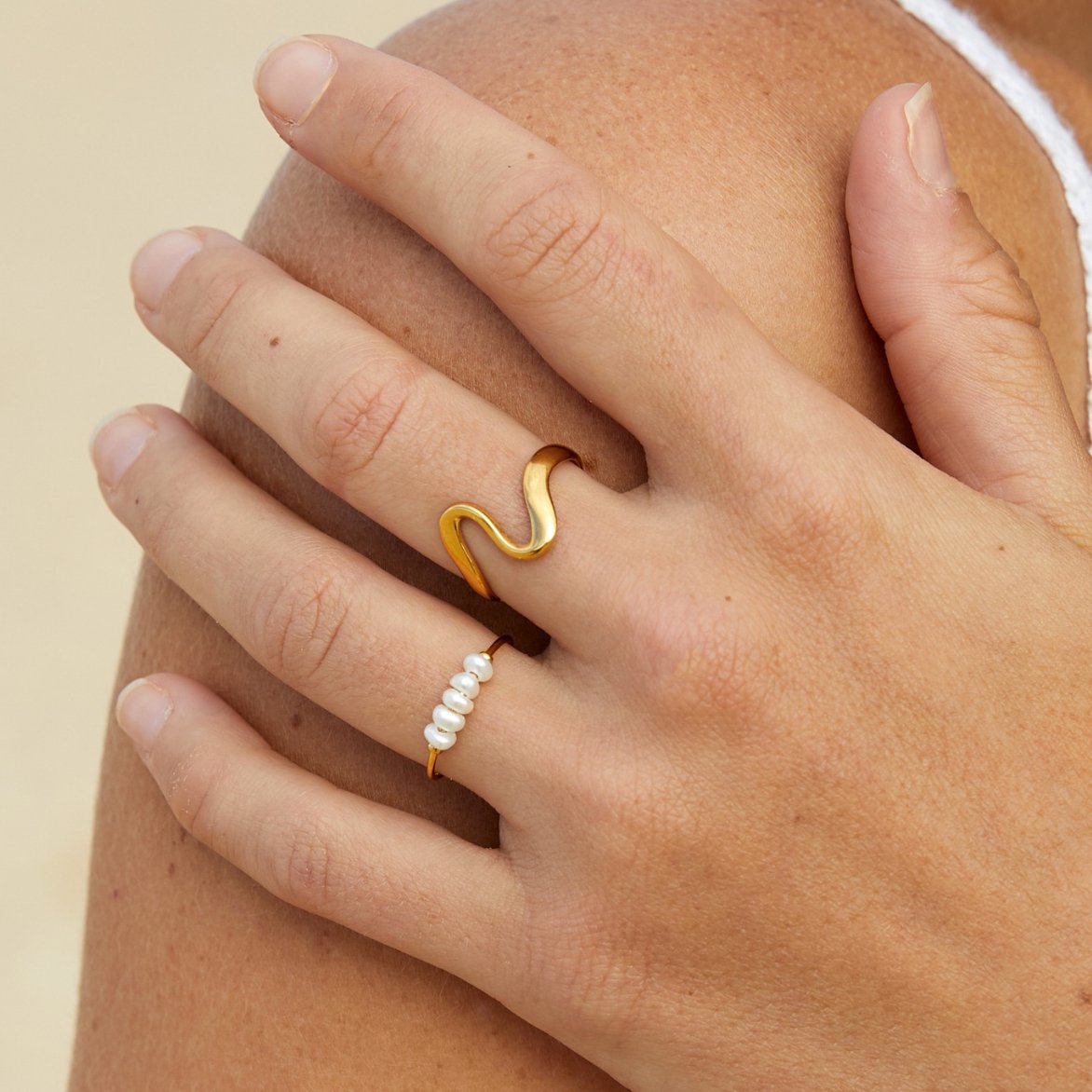 Grace - Bague en perles d'eau douce